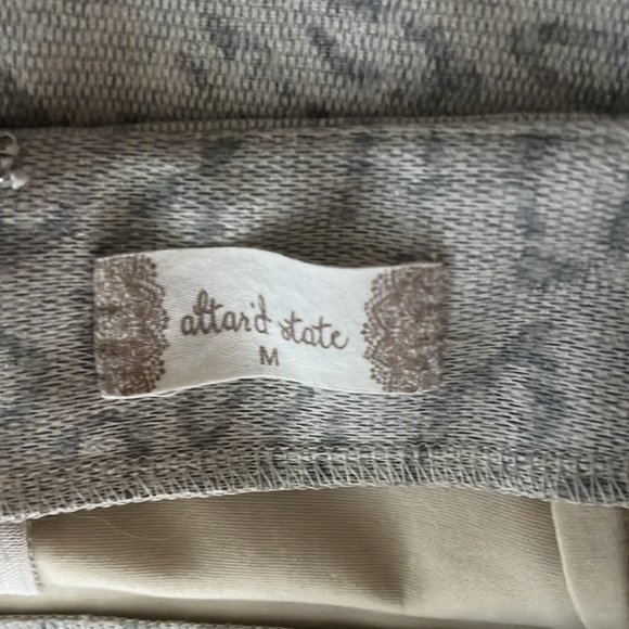 Altered state lightly worn skirt - Picture 5 of 6